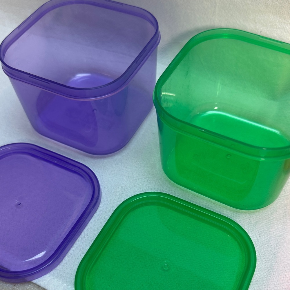 Colorful Plastic Storage Containers - Picture 2 of 6